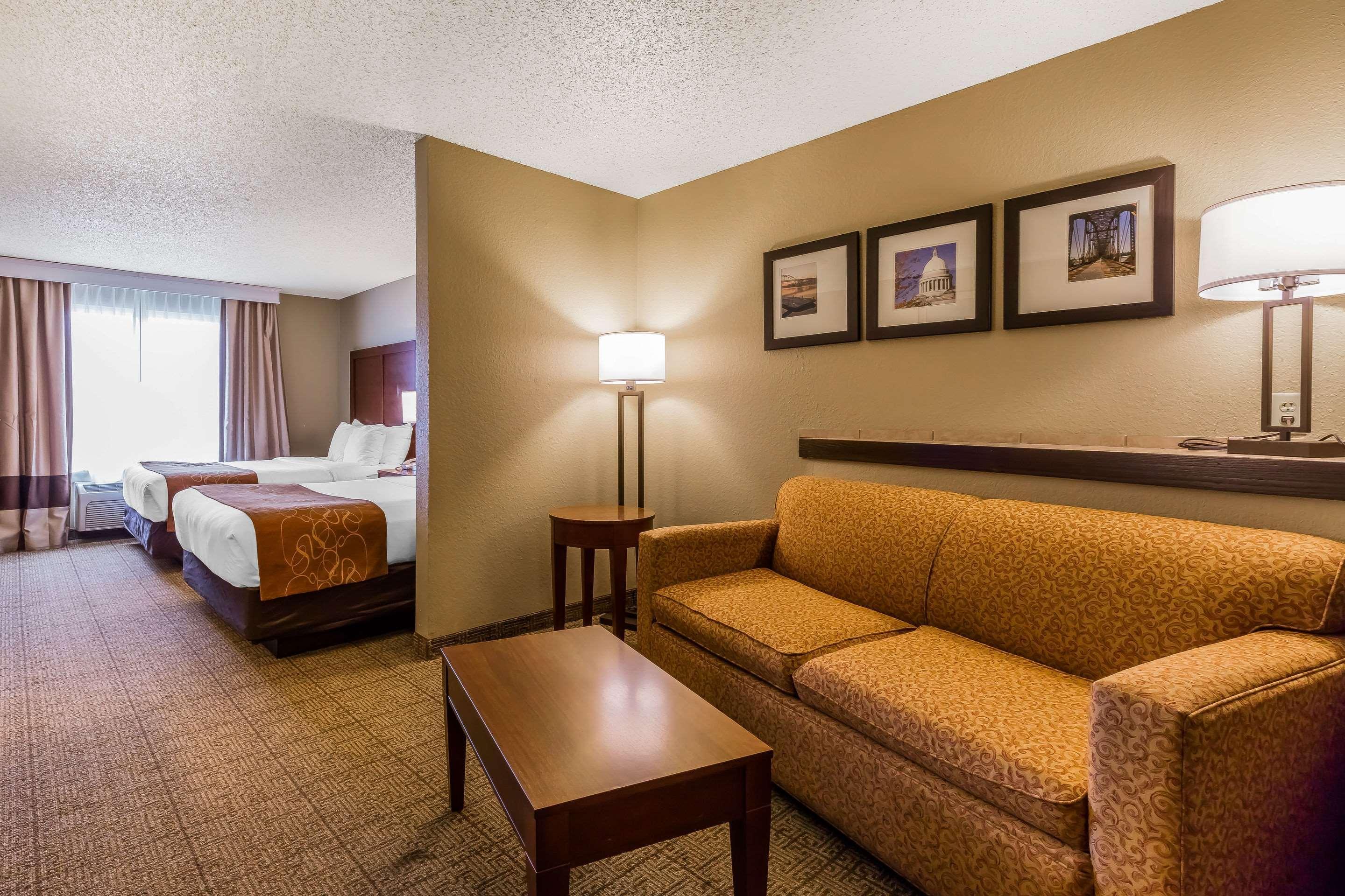 Comfort Suites Jonesboro University Area Exterior photo