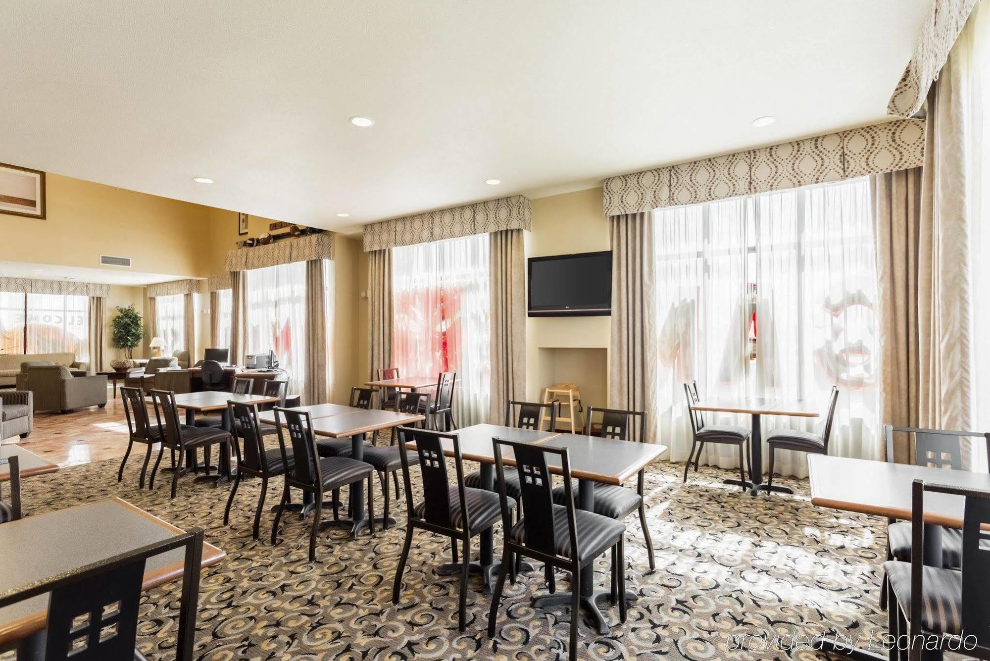 Comfort Suites Jonesboro University Area Exterior photo