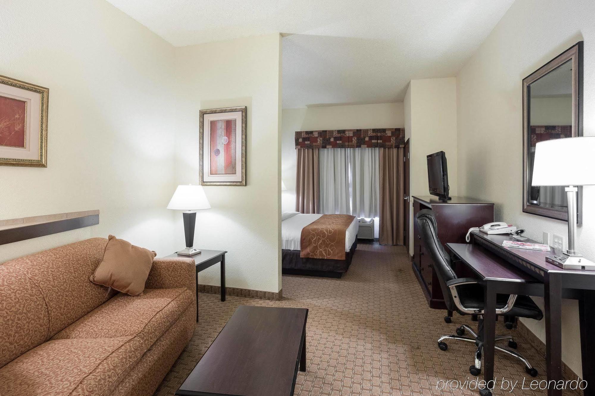 Comfort Suites Jonesboro University Area Exterior photo