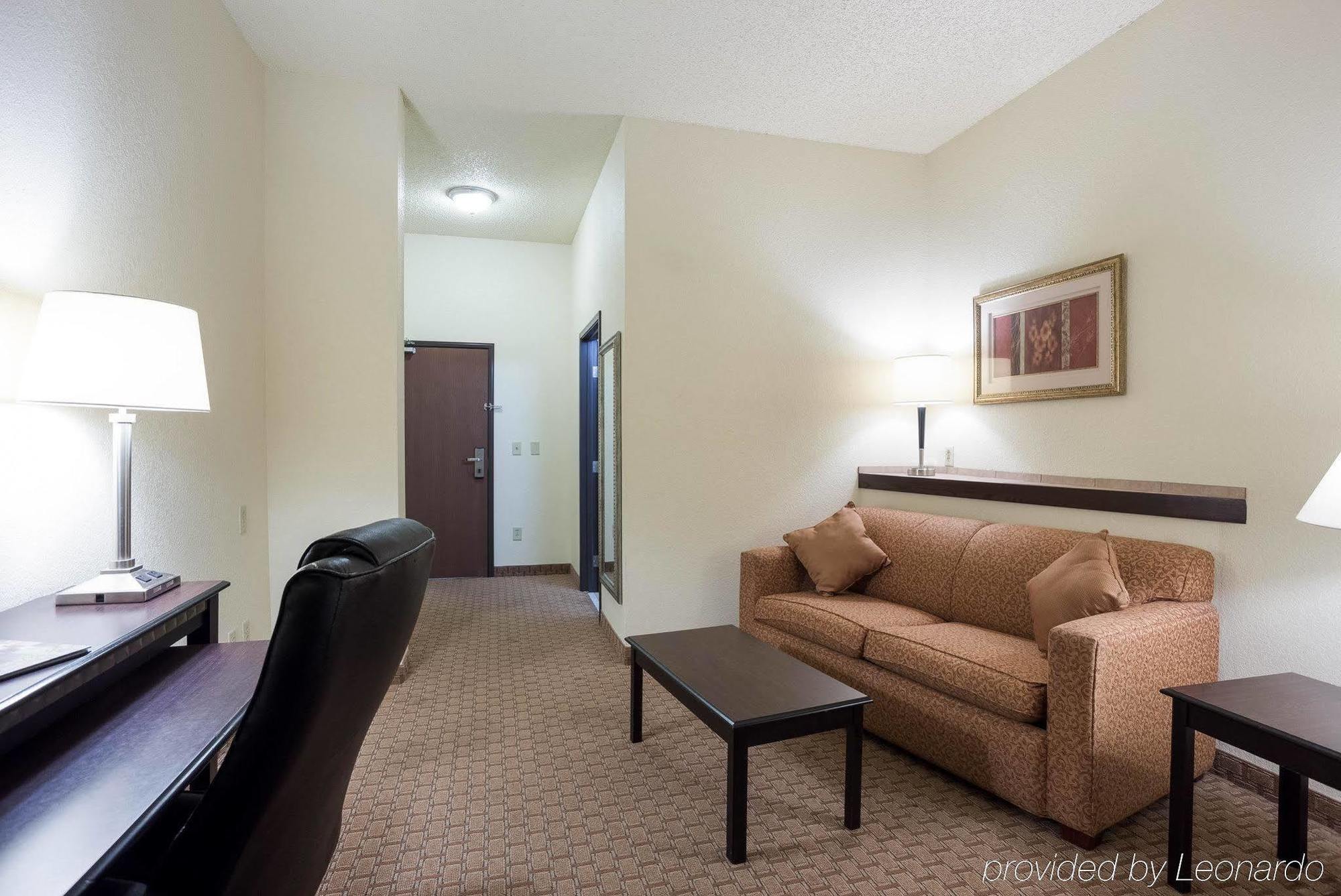 Comfort Suites Jonesboro University Area Exterior photo