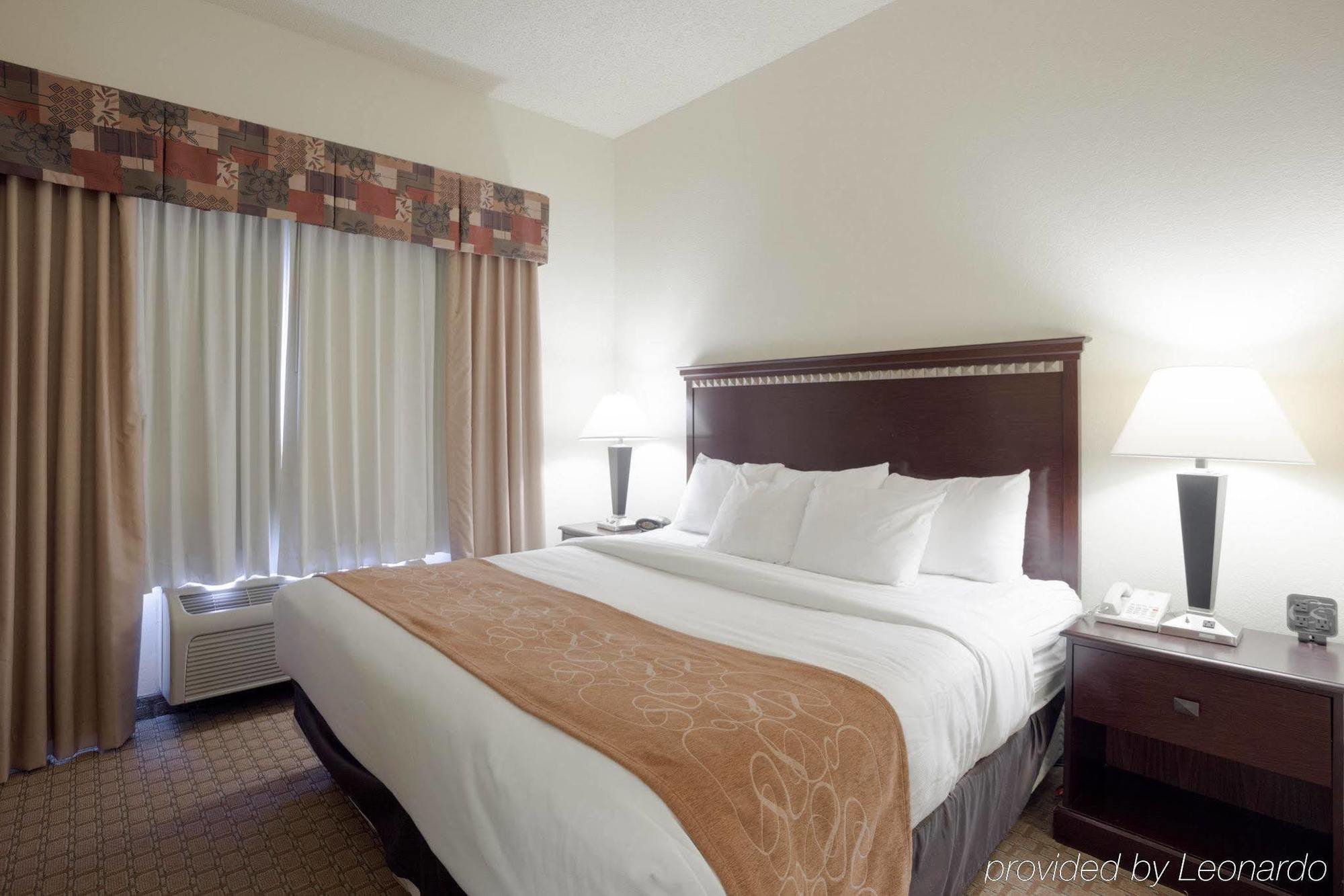 Comfort Suites Jonesboro University Area Exterior photo